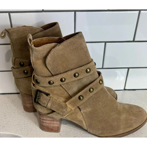 JEVA Designer Womens Suede Leather Studded Ankle Bootie Shoes Caramel Sz 10 - Picture 1 of 7